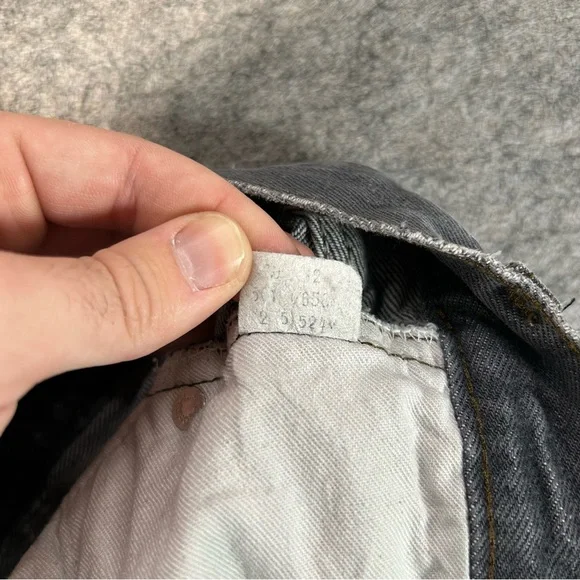 Vintage Levi’s 501 0658 Jeans Mens 28x28 Black 80s Made In USA Button Fly Repair